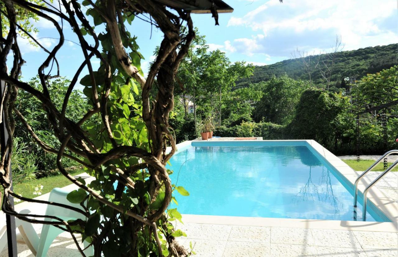 Villa Regina Serafina Balcsik Kültér fotó